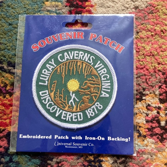 universal souvenir co. Other - Green and White Luray Caverns Patch